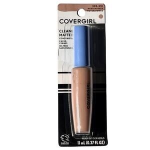 Covergirl Clean Matte Liquid Concealer 305-310 Medium Deep Lightweight Blendable